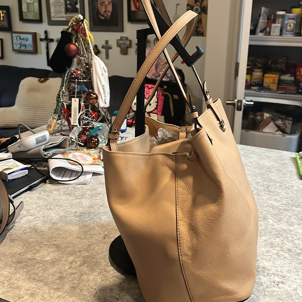 Calvin Klein Beige Tote Bag very beautiful - Picture 3 of 5